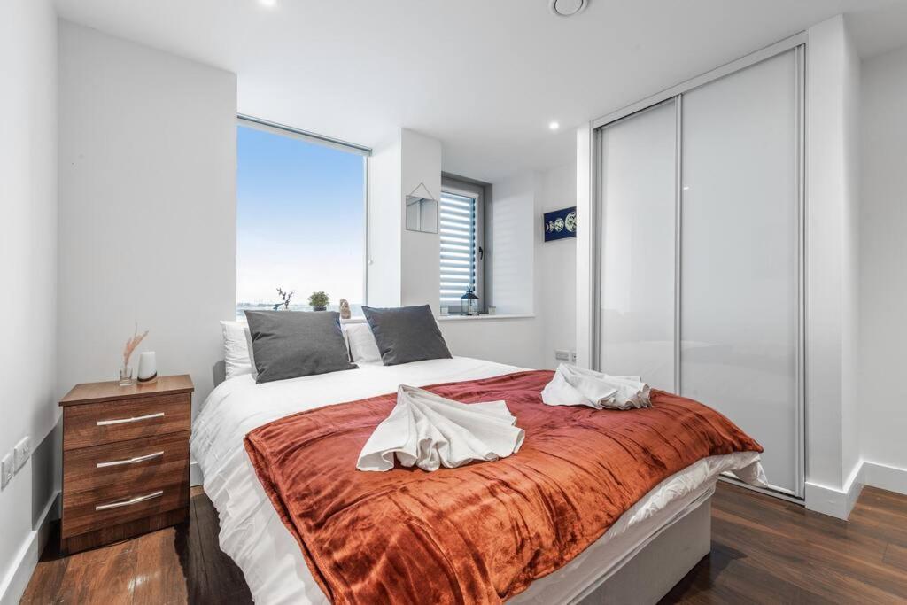 Cozy One Bedroom Flat 20 Mins Central London Bp142 ภายนอก รูปภาพ