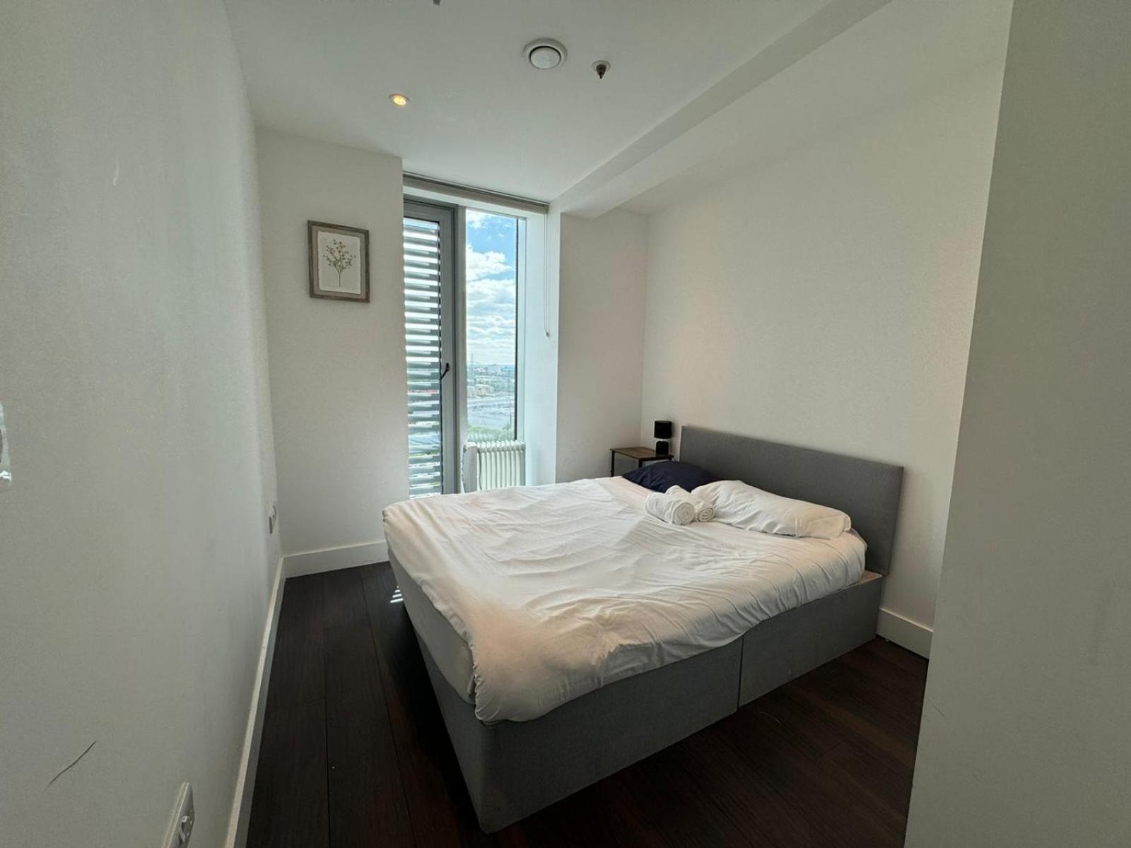Cozy One Bedroom Flat 20 Mins Central London Bp142 ภายนอก รูปภาพ